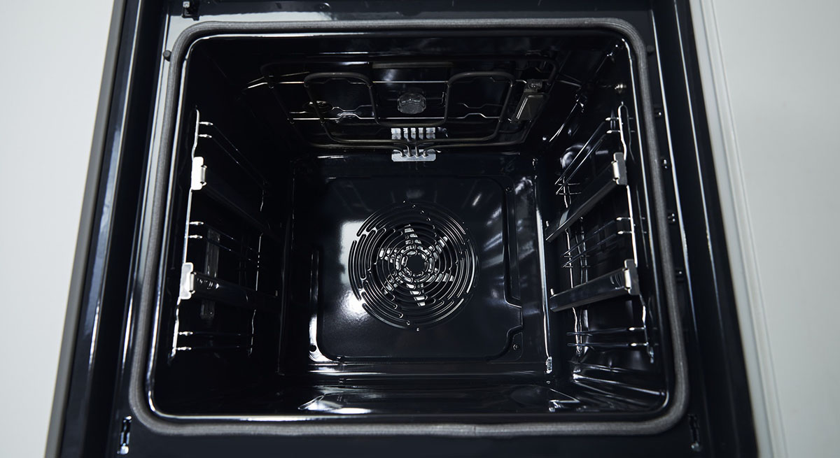 Hisense - Horno BSA66334PX